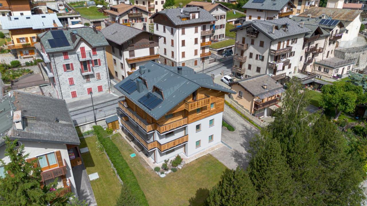 La Casa Di Armando Aparthotel Bormio Kültér fotó