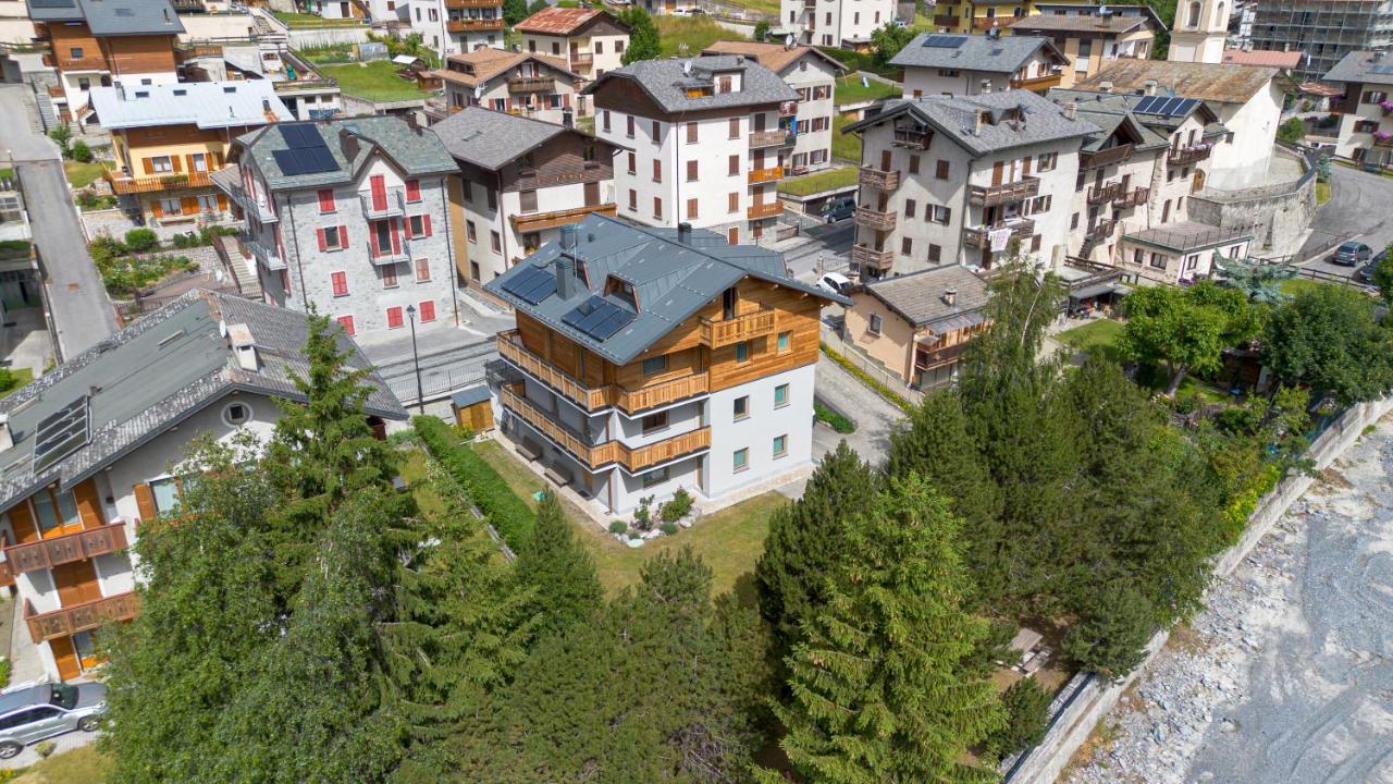La Casa Di Armando Aparthotel Bormio Kültér fotó